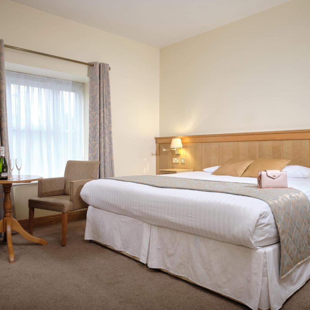 Mahon'S Hotel Irvinestown Εξωτερικό φωτογραφία